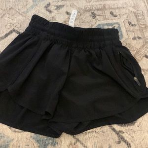 Lulu lemon shorts 4 inch i think